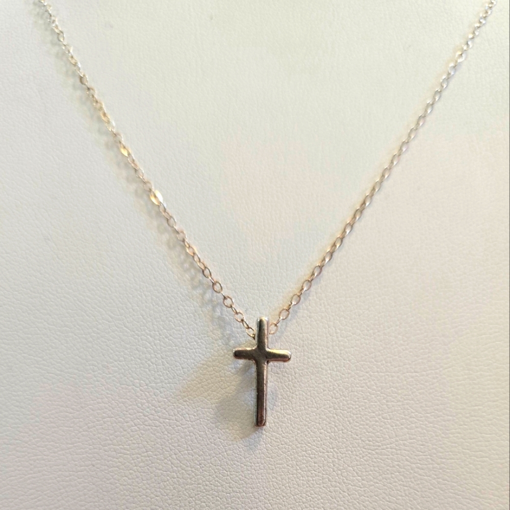 Vintage Pearl Elegant Silver Cross Necklace